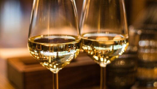 why you should buy wine online